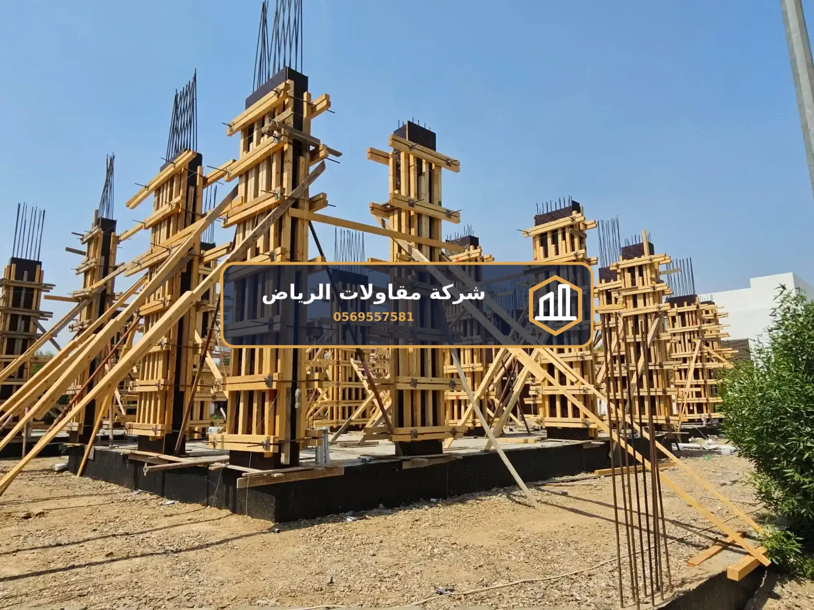 ساندوتش بانل في الرياض — تركيب مظلات ساندوتش بانل